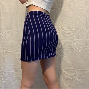 💜3 for 15 Forever 21 blue striped skirt